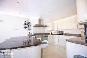 Photo 17- click for photo gallery